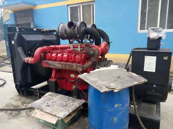 阜平关于柴油发电机组水箱污垢的产生与清理