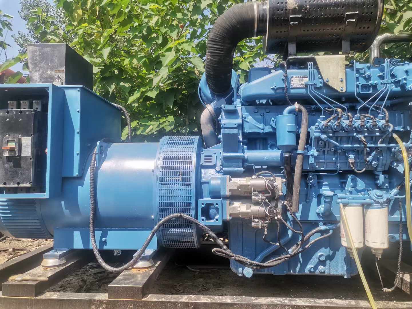 阜平详细说明降低 800kW 柴油发电机输出电流波动的方法
