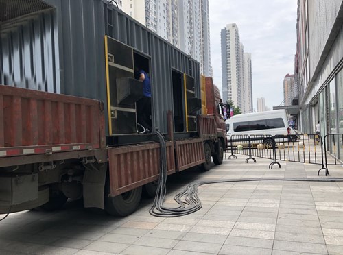 阜平柴油发电机空气滤清器在不同季节的更换周期是否有差异？